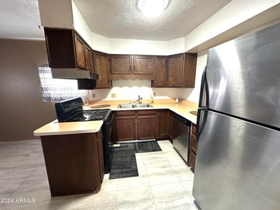 Kitchen | Image 3