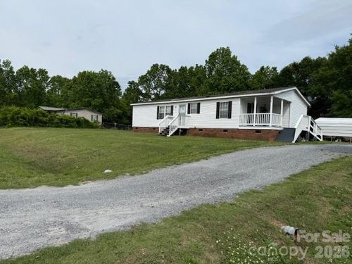 131 Davis Ridge Dr, Shelby, NC, 28152-0767 | Card Image