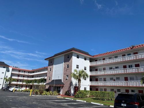 405-4140 Nw 44th Ave, Lauderdale Lakes, FL, 33319-4865 | Card Image