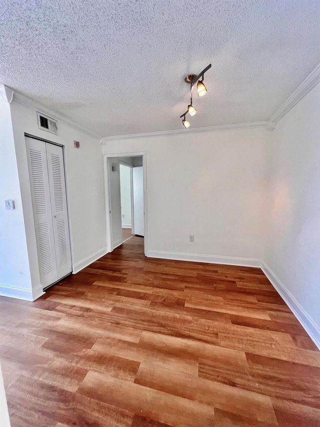 APT-105 - 1701 Village Blvd, Condo with 1 bedrooms, 1 bathrooms and null parking in West Palm Beach FL | Image 12