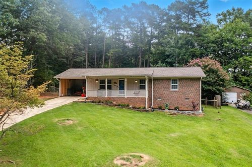 16 Hardin Dr Se, Silver Creek, GA, 30173-2767 | Card Image