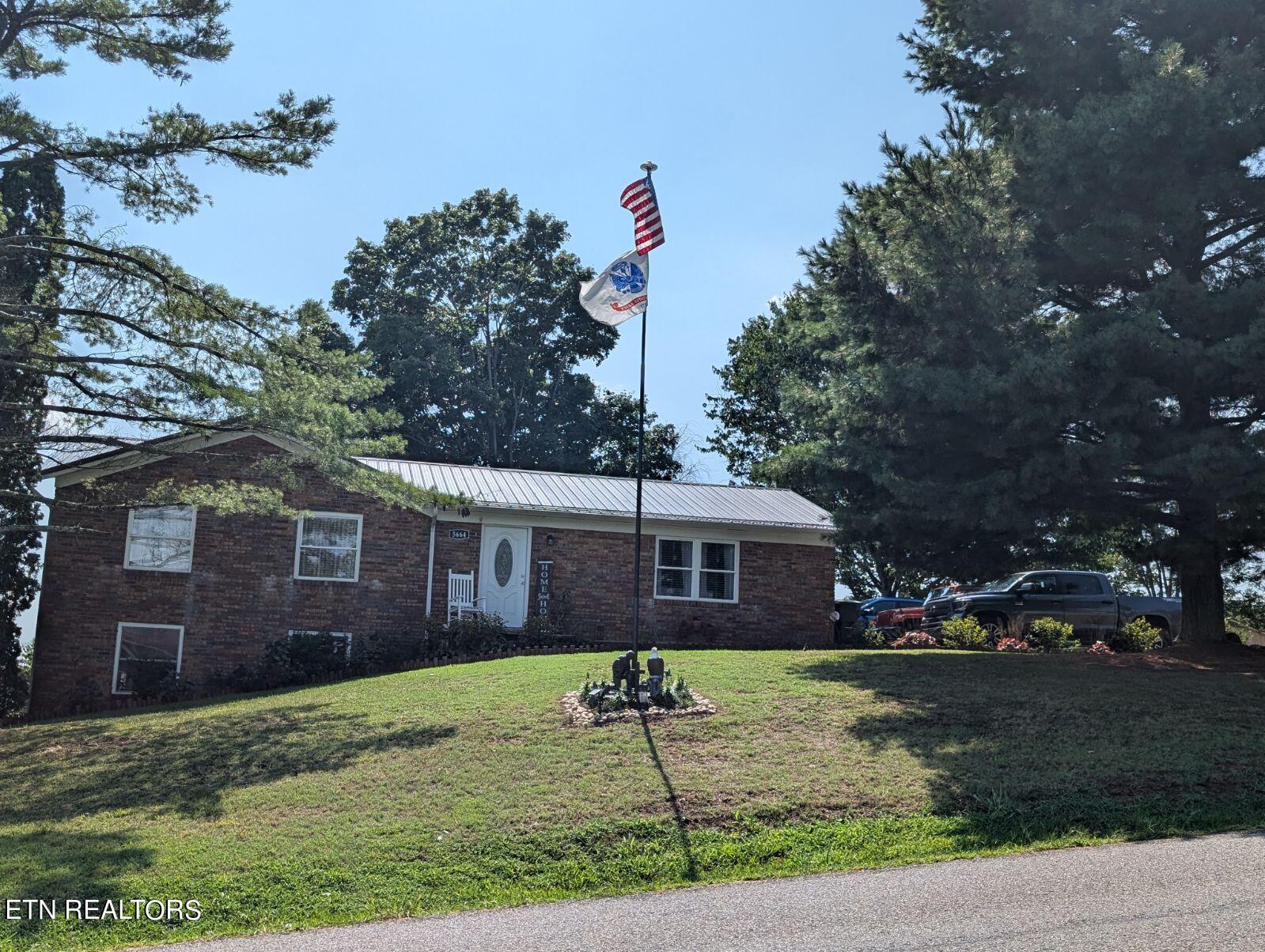 Thompsie Dr, Russellville, TN 37860