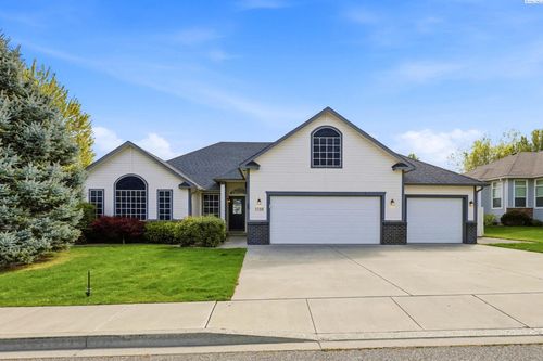 1706 Sequoia Ave, Richland, WA, 99352-7833 | Card Image