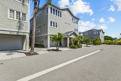 521 Forest Way, LONGBOAT KEY, FL, 34228 | Card Image