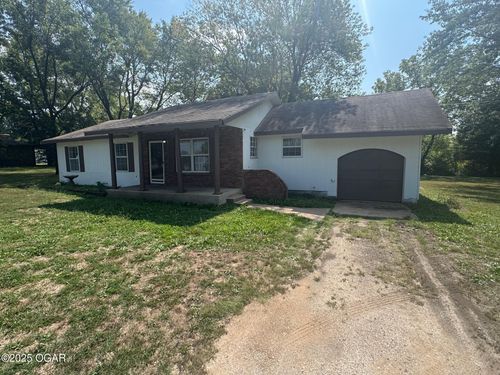 7290 Se Quaker Rd, Riverton, KS, 66770-5106 | Card Image