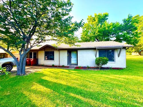 404 Neathery St, Farmersville, TX, 75442-2610 | Card Image