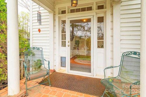 891 Hendersonville Rd, Asheville, NC, 28803-1709 | Card Image