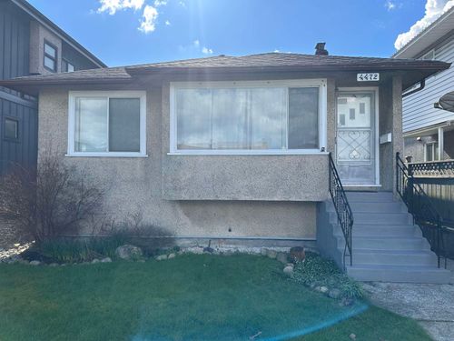 4472 Triumph St, Burnaby, BC, V5C1Z9 | Card Image