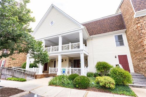 e-100 Burnt Bridge Way, Yorktown, VA, 23692-4747 | Card Image