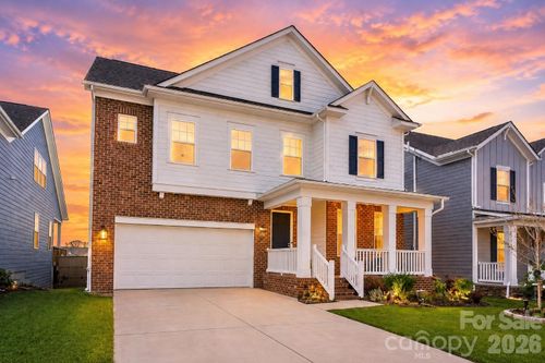 118 Winterberry St, Mooresville, NC, 28117-8302 | Card Image