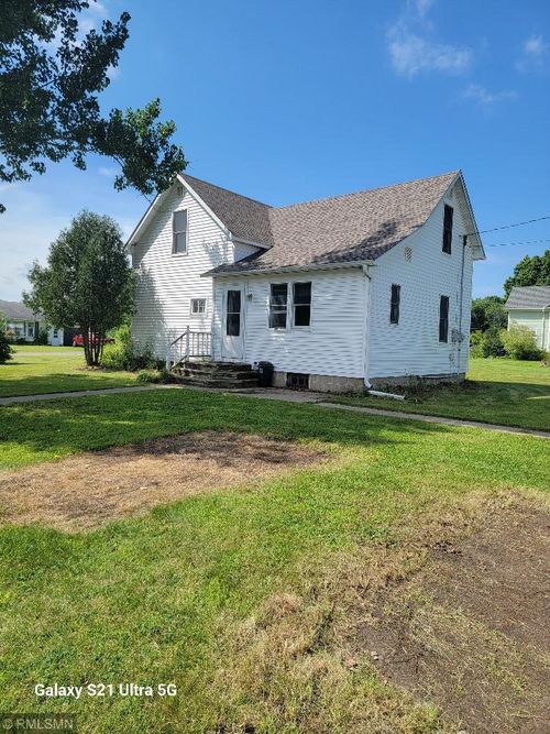 110 Pleasant Ave E, Clarissa, MN, 56440-1253 | Card Image