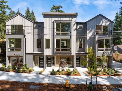 18032 - C Sunnyside Ave N, Shoreline, WA, 98133 | Card Image