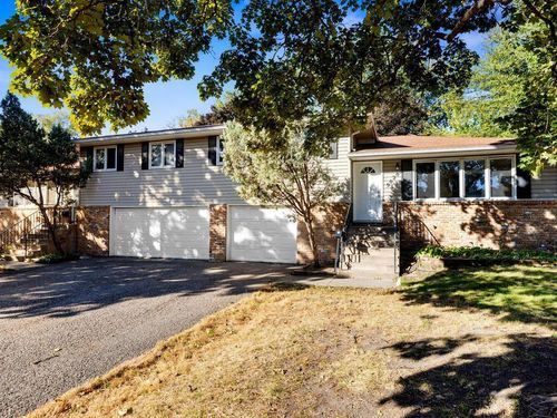 9020 Blaisdell Ave S, Bloomington, MN, 55420-3618 | Card Image