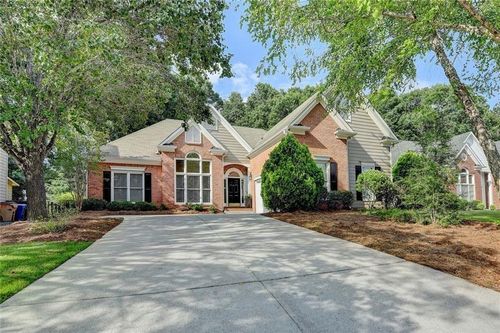 1635 Lake Heights Cir, Dacula, GA, 30019-3239 | Card Image