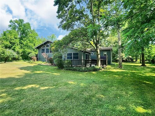 556 Main St, Aurora, NY, 13026-9793 | Card Image