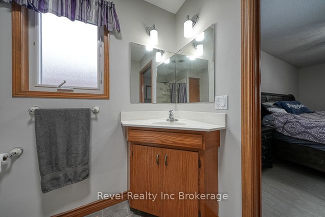 24 Loveys St E, House other with 3 bedrooms, 2 bathrooms and 5 parking in Hickson ON | Image 19