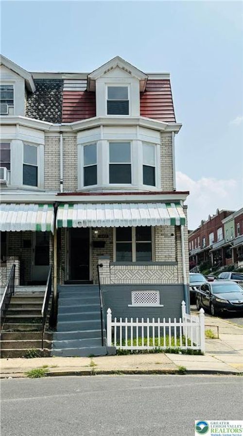442 W Greenleaf St, Allentown, PA, 18102-1757 | Card Image