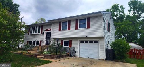 2716 Pinewood Dr, WALDORF, MD, 20601-3008 | Card Image