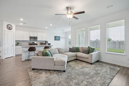 557 Pueblo Bonito Trl, Haslet, TX, 76052-1415 | Card Image