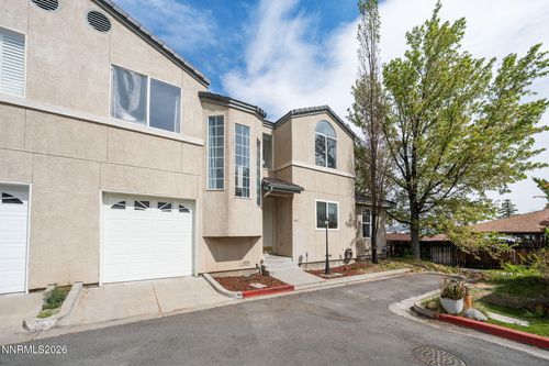 501 Warren Ct, Reno, NV, 89509-5352 | Card Image