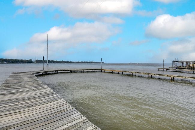 Beautiful Cedar Lake - neighborhood Dock | Image 29