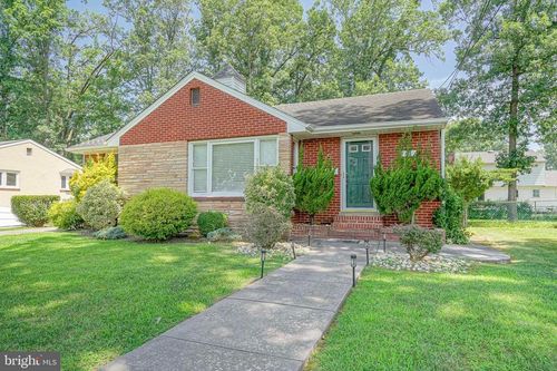 411 Arch St, Delran, NJ, 08075-1109 | Card Image