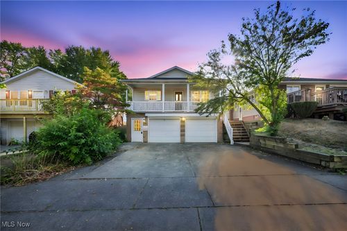 427 Fulmer Ave, Akron, OH, 44312-2028 | Card Image