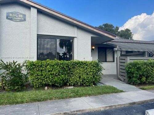 apt-5-447 Lakeview Dr, Weston, FL, 33326-2409 | Card Image
