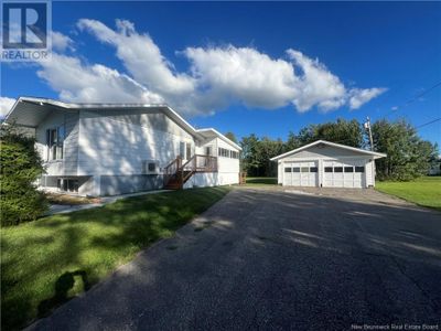 24 Catherine St, House other with 3 bedrooms, 2 bathrooms and null parking in Poirier Subdivision NB | Image 2