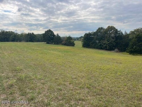 28 Monroe Hills Ln, Linn, MO, 65051-3628 | Card Image