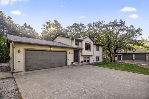 26483 W Timberhill Rd, Zimmerman, MN, 55398-8302 | Card Image