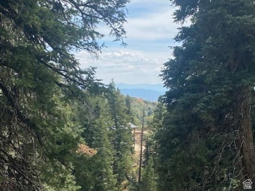 c-47-2393 S Navajo Rd, Coalville, UT, 84017-9387 | Card Image