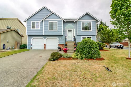 18339 71st Ave E, Puyallup, WA, 98375-1843 | Card Image