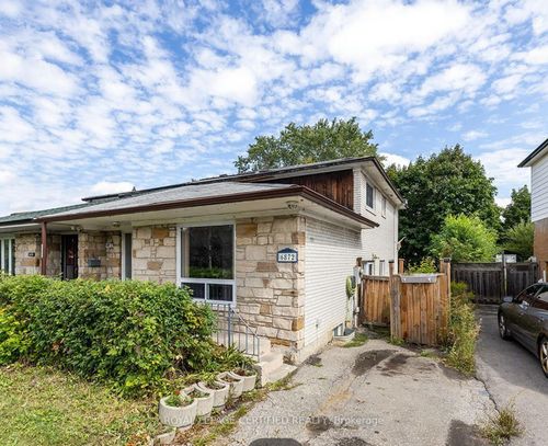 6872 Darcel Ave, Mississauga, ON, L4T2W5 | Card Image