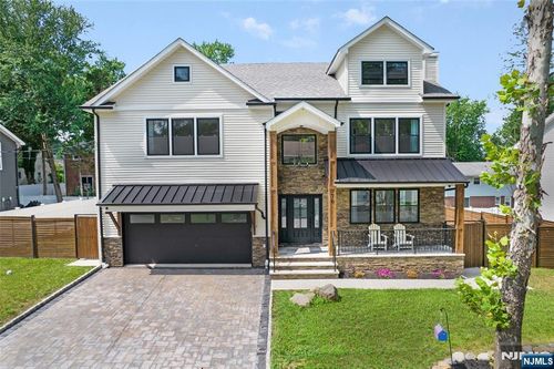 76 Glen Ave, Roseland, NJ, 07068-1631 | Card Image