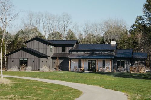 2195 Carpenter Bridge Rd, Columbia, TN, 38401-7615 | Card Image