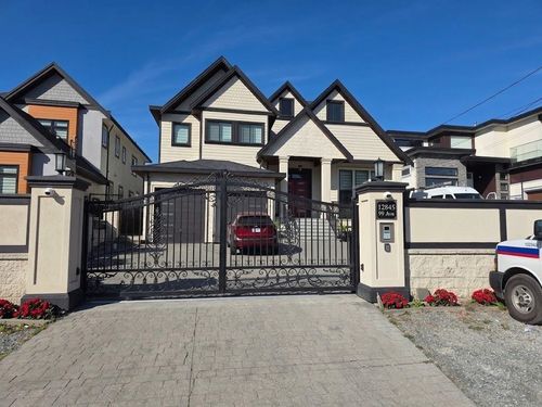 12845 99 Ave, Surrey, BC, V3T1E6 | Card Image