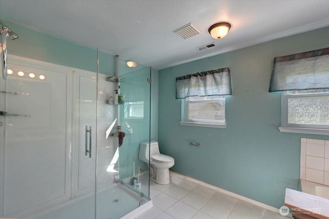 19802 118 Th Ave Ct E, House other with 3 bedrooms, 3 bathrooms and 4 parking in Graham WA | Image 20