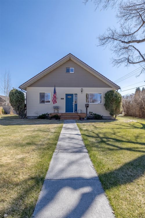 800 St Marys Ave, Deer Lodge, MT, 59722-1746 | Card Image