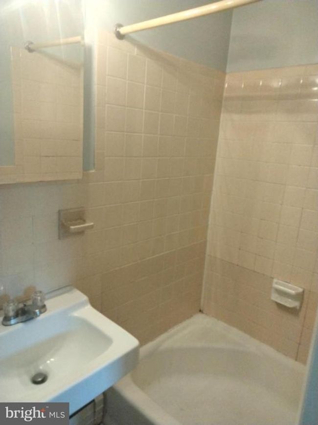 APT-2 - 1913 Arlington St, Condo with 2 bedrooms, 1 bathrooms and null parking in CAMP HILL PA | Image 12