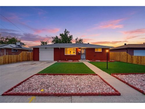 2605 W Gunnison Dr, Denver, CO, 80219-4705 | Card Image