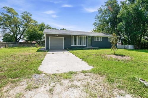 836 Opal St, Maize, KS, 67101-9507 | Card Image