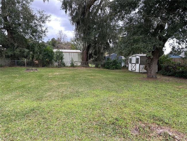 3551 Cr 230 B, House other with 2 bedrooms, 2 bathrooms and null parking in Wildwood FL | Image 20