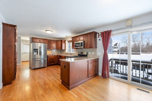 35 Sophia Ln, Bridgewater, MA, 02324-1130 | Card Image