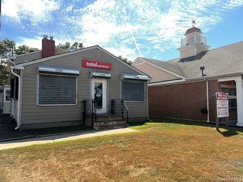 944 Montauk Hwy, Shirley, NY, 11967-2133 | Card Image