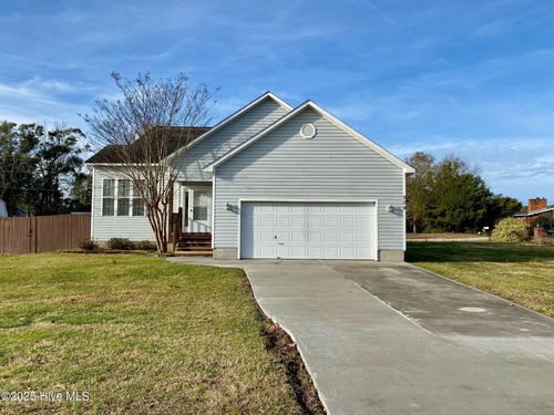 209 Oyster Ln, Hubert, NC, 28539-3762 | Card Image