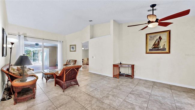 140 Sage Cir, House other with 3 bedrooms, 2 bathrooms and null parking in Crystal Beach FL | Image 12