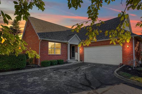 6172 Eagle Dr, Canal Winchester, OH, 43110-8037 | Card Image