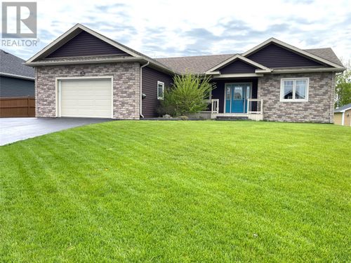 19 Ivanys Rd, Grand Falls-Windsor, NL, A2B0A8 | Card Image