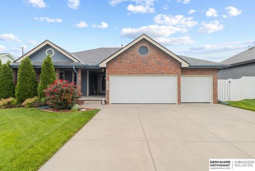 11831 S 48th Street, Bellevue, NE, 68133 | Card Image